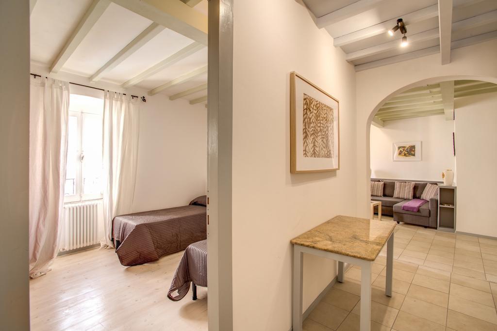 Three Bedroom Apartment Campo Dei Fiori Rome Exterior photo
